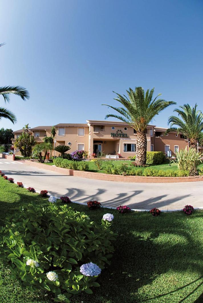 Residence Pace Village Tropea Buitenkant foto